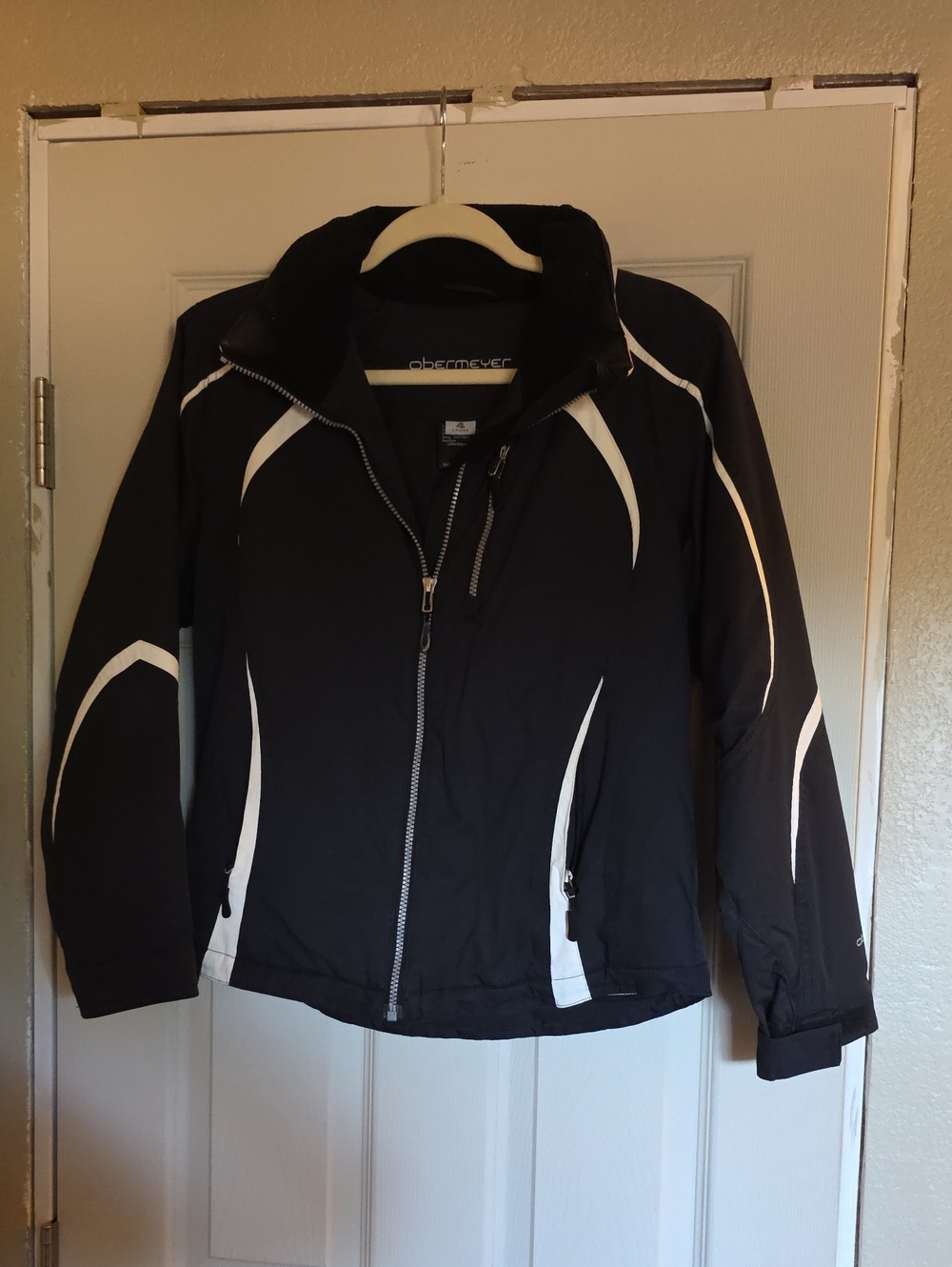Obermeyer Black Ski Jacket with White Accents